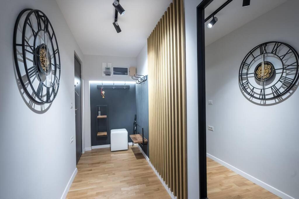 Superb Views 3br Midtown Flat - 3 Balconies Appartamento Bucarest