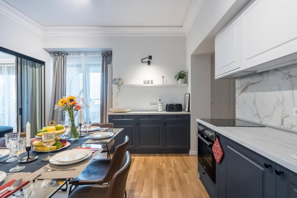 Appartamento Superb Views 3br Midtown Flat - 3 Balconies *