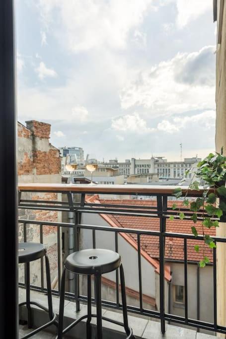 Superb Views 3br Midtown Flat - 3 Balconies * Bucarest