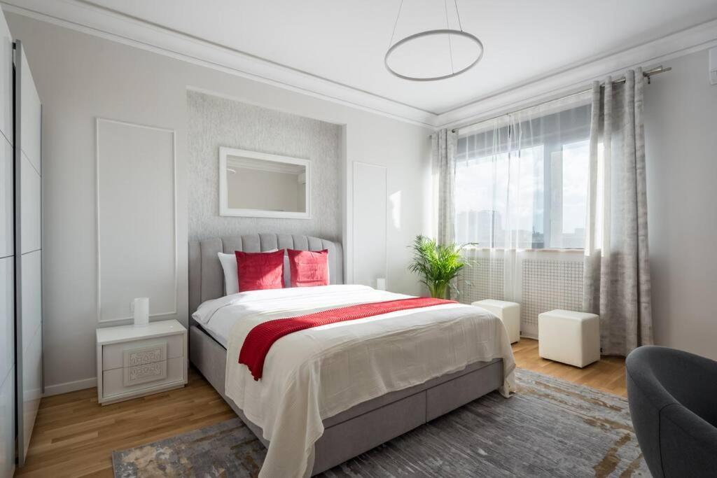 Appartamento Superb Views 3br Midtown Flat - 3 Balconies